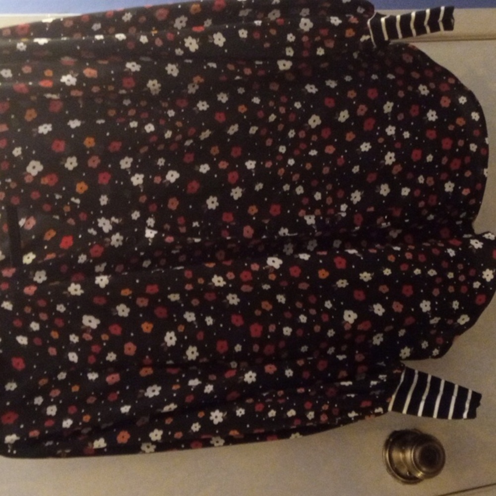Cabi blouse - Picture 3 of 5